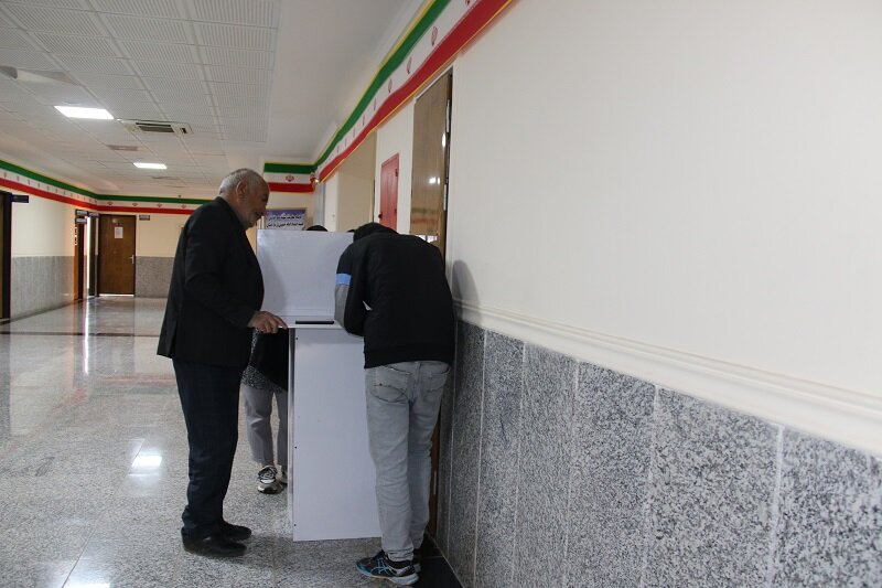 ملاقات مردمی