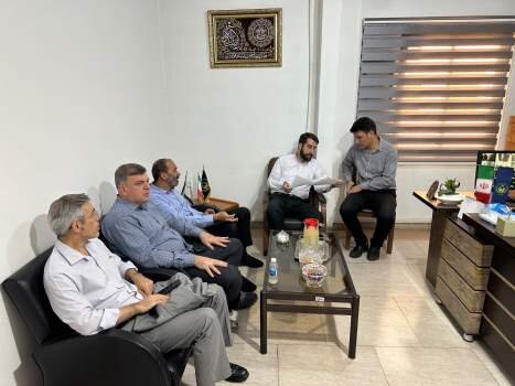 بازدید مدیرکل کمیته امداد استان تهران از اداره چهاردانگه