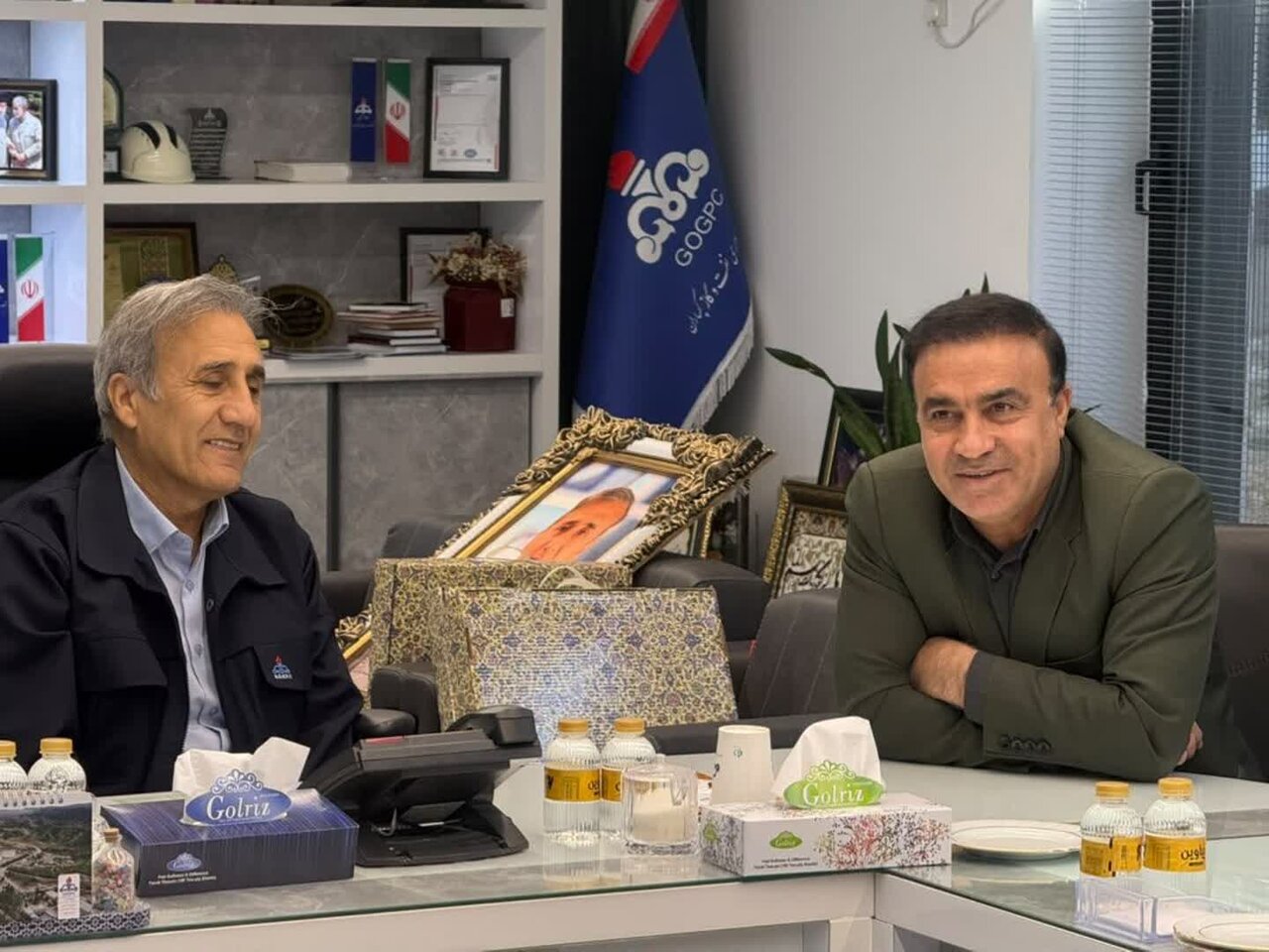 اهداء نوشت افزار شرکت نفت گچساران
