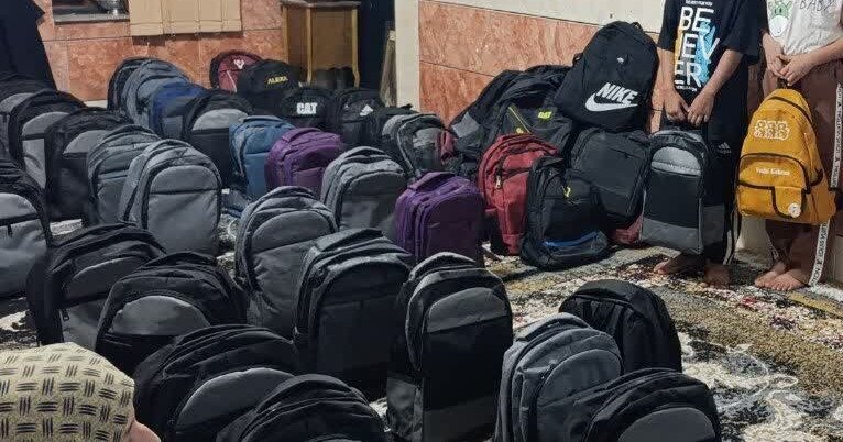 توزیع ۴۰۰ بسته تحصیلی میان دانش‌آموزان نیازمند چرام