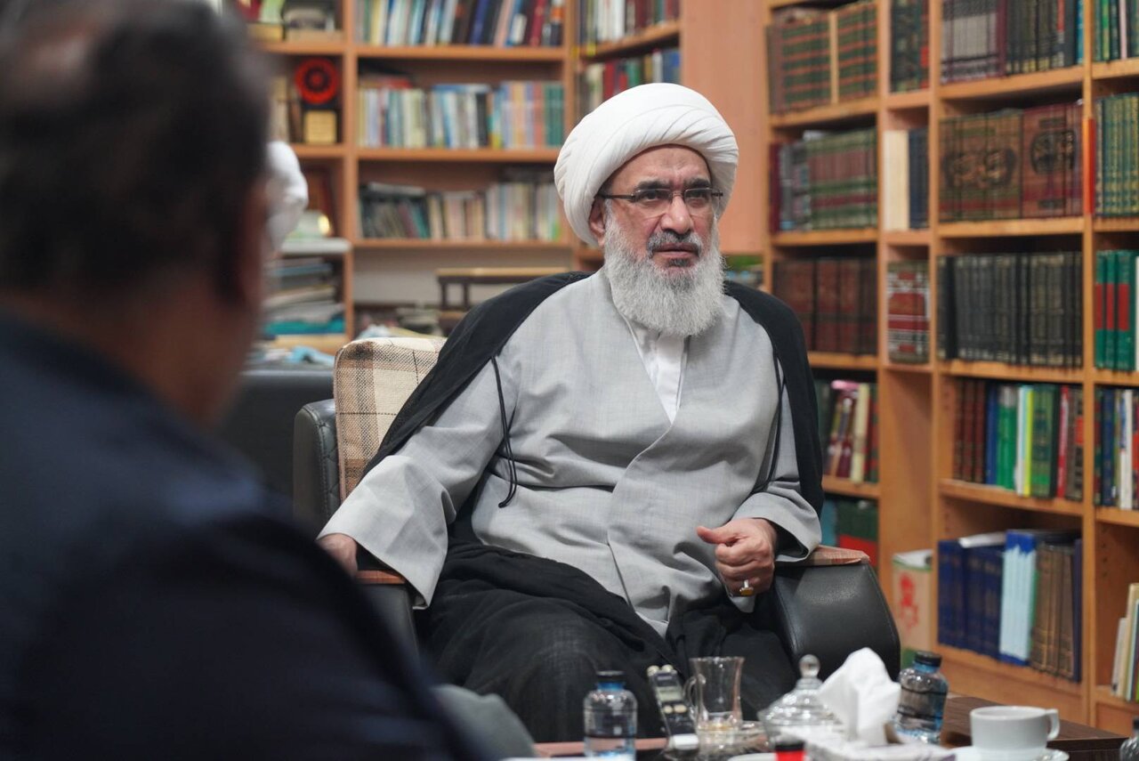حضرت آیت الله صفایی بوشهری