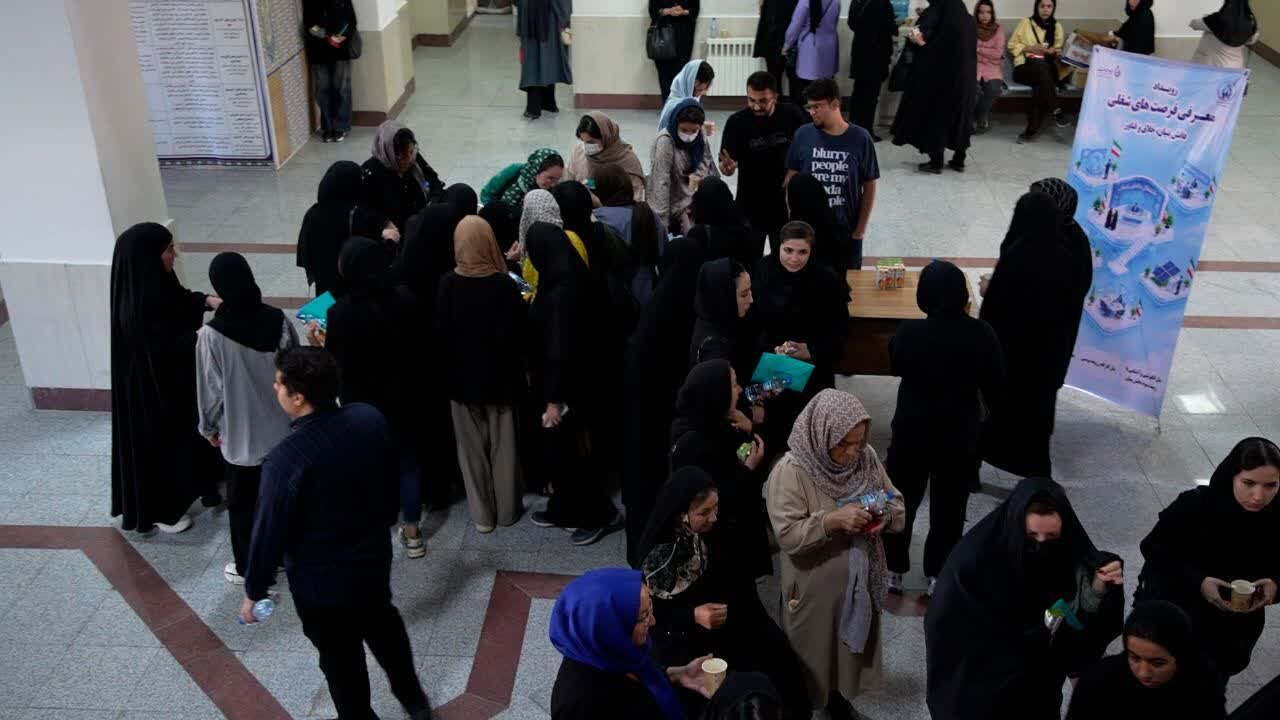 رویداد معرفی فرصت‌های شغلی دانش‌بنیان در زنجان برگزار شد
