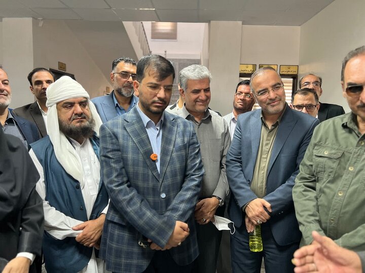 ساختمان اداری