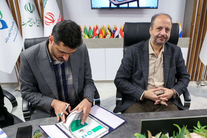 امضای تفاهم‌نامه همکاری کمیته امداد و بیمارستان تخصصی سرطان برکت