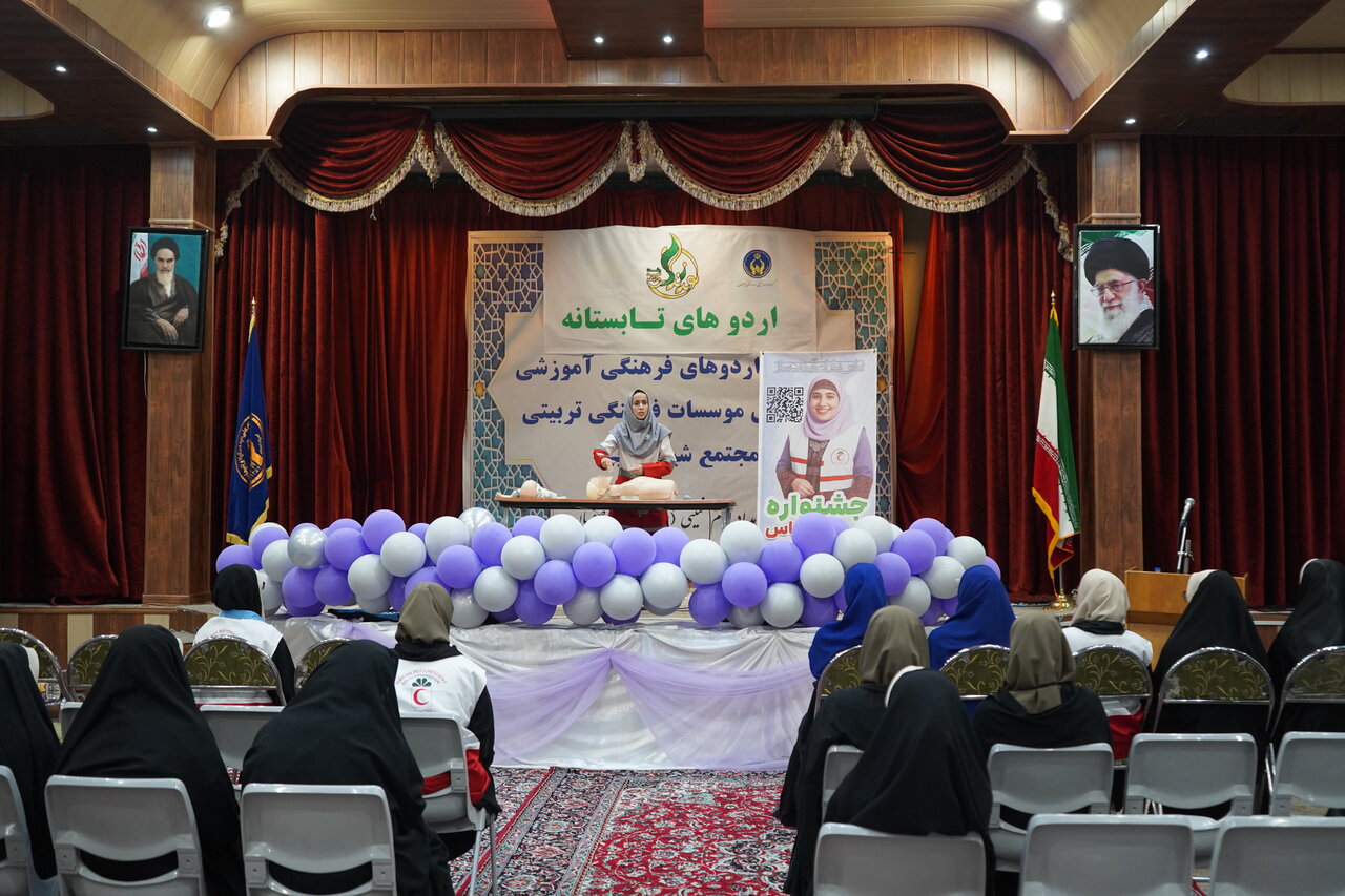 توانمندسازی ۲۴۰ دختر تحت حمایت کمیته امداد استان اصفهان در قالب «طرح یاس»