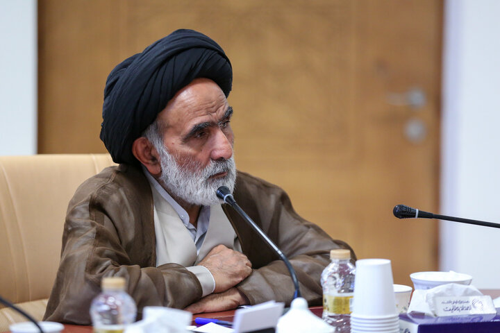 برگزاری جلسه رئیس کمیته امداد، رئیس هیئت امنای کمیته امداد و رئیس شورای زکات کشور