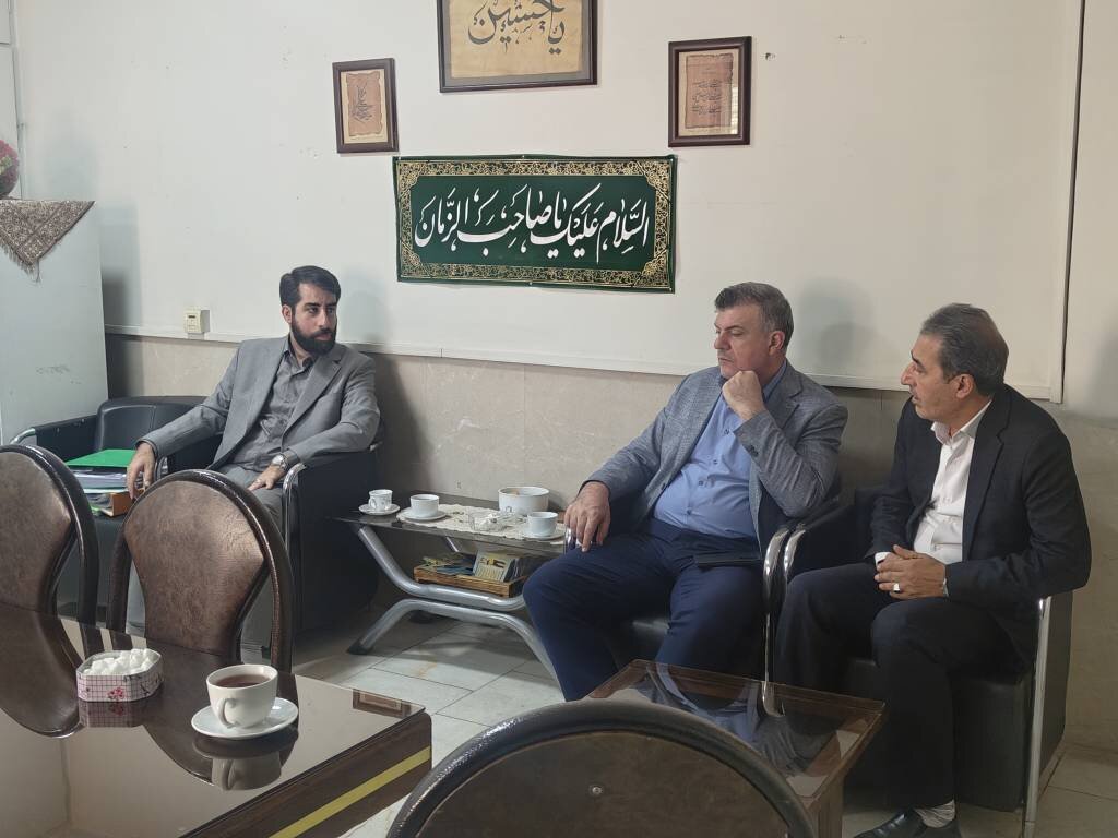 بازدید مدیرکل کمیته امداد استان تهران از اداره غرب پایتخت