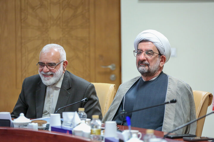 نشست پایانی هشتمین جشنواره قرآنی «باران وحی»