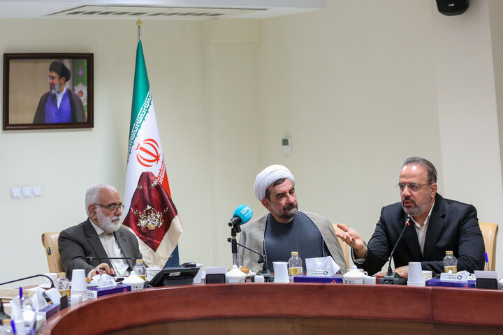 نشست پایانی هشتمین جشنواره قرآنی «باران وحی»
