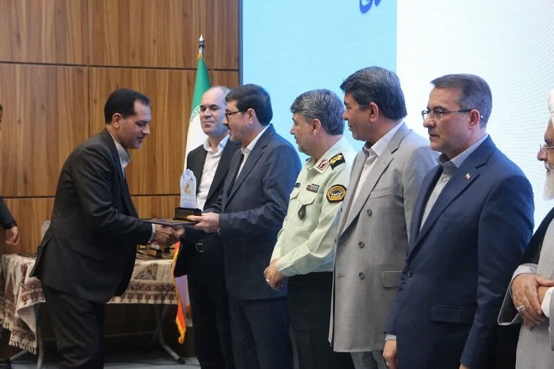 کمیته امداد استان کرمان در جشنواره شهید رجایی حائز رتبه برتر شد