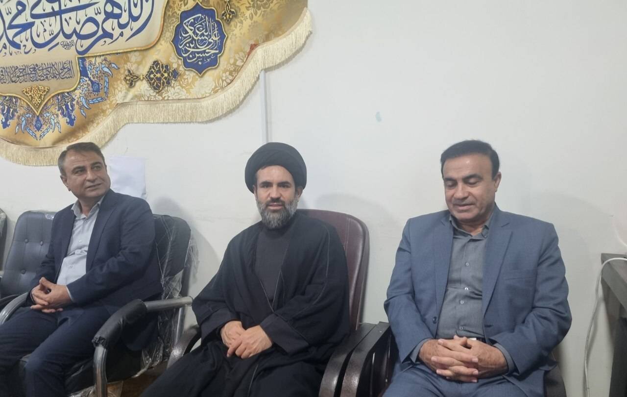 سفر مدیرکل کمیته امداد کهگیلویه و بویراحمد به بخش سوق