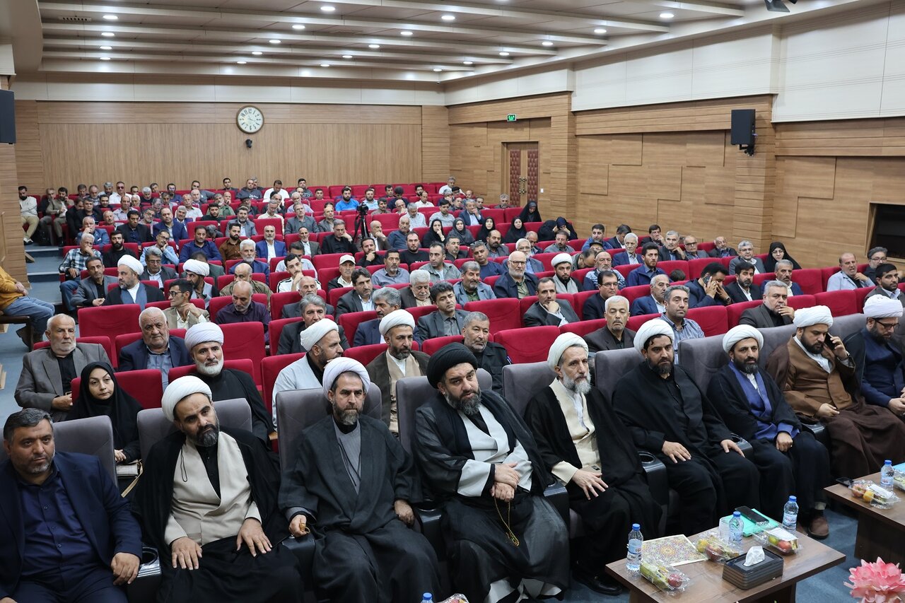 همایش تجلیل از کشاورزان ، باغداران عمده و مودیان زکات استان قزوین 