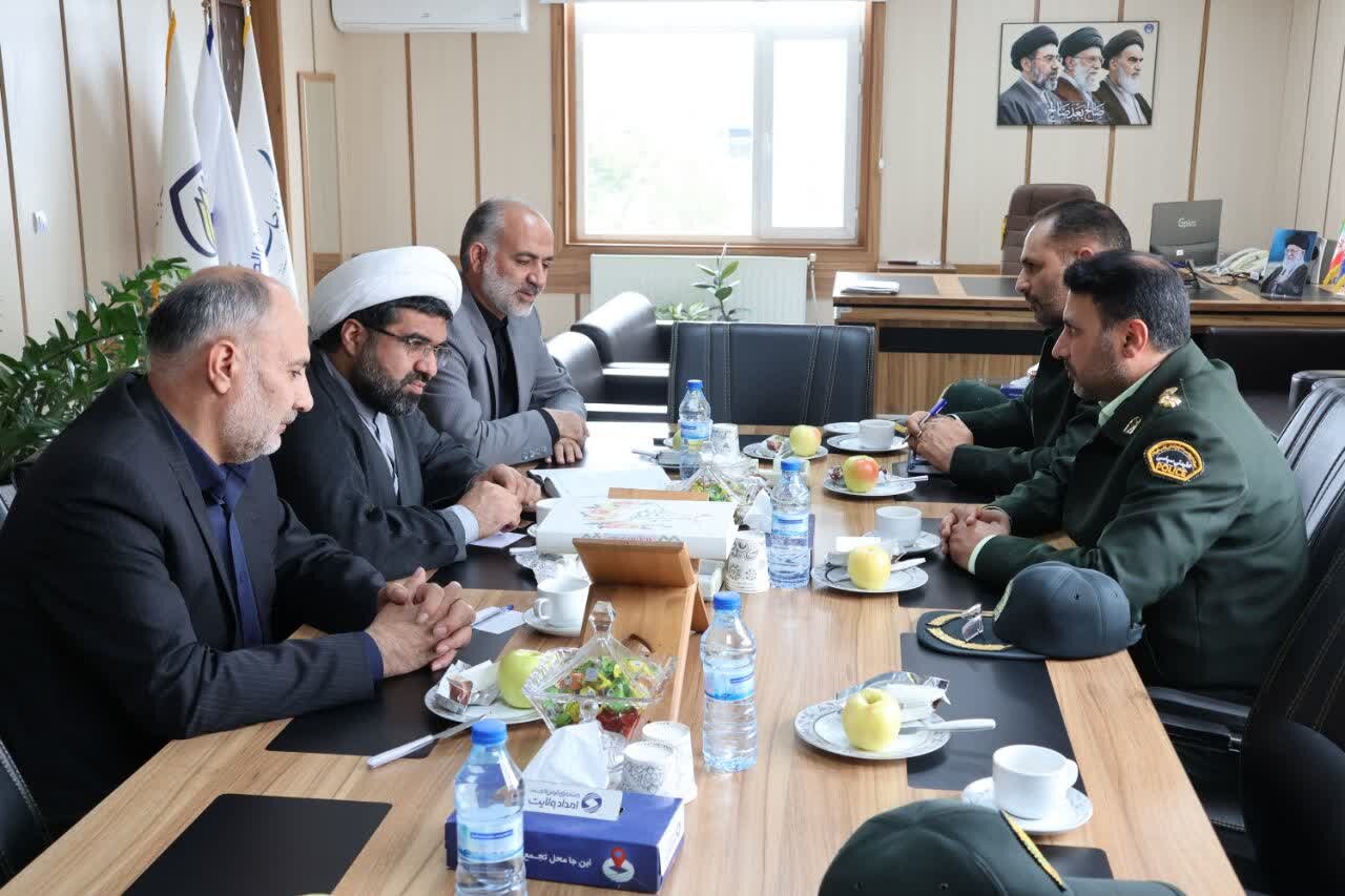 تأکید کمیته امداد و نیروی انتظامی زنجان بر توسعه همکاری‌ها برای ترویج فرهنگ انفاق و کاهش آسیب‌های اجتماعی