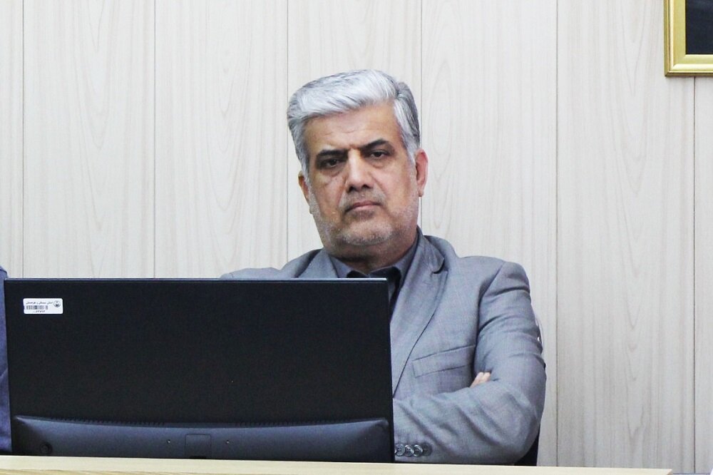 چرخ خدمات به سمت اشتغال می‌چرخد