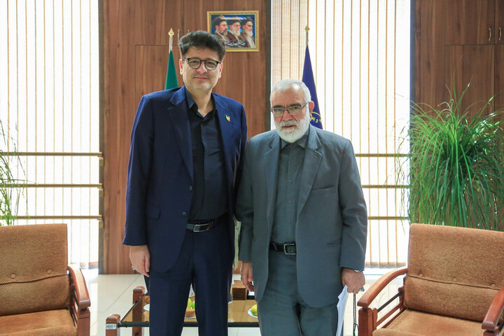 دیدار رئیس کمیته امداد با نمایندگان مجلس شورای اسلامی
