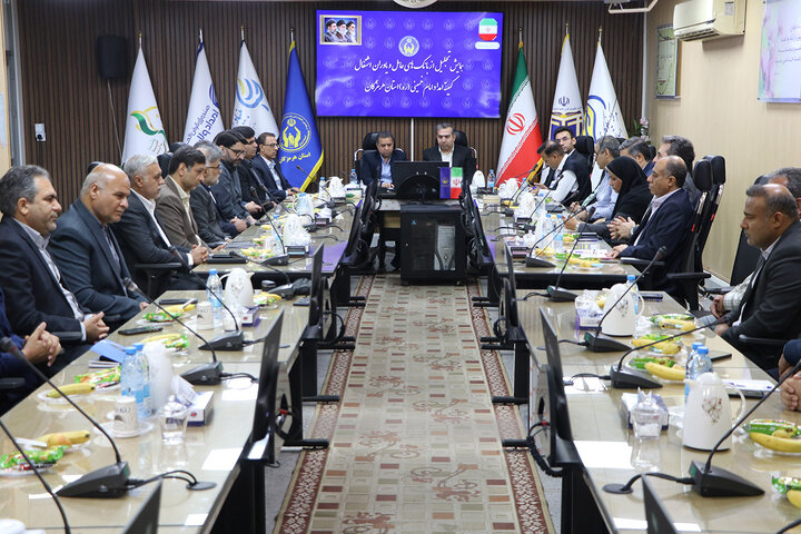 همایش «تجلیل از یاوران اشتغال» استان هرمزگان