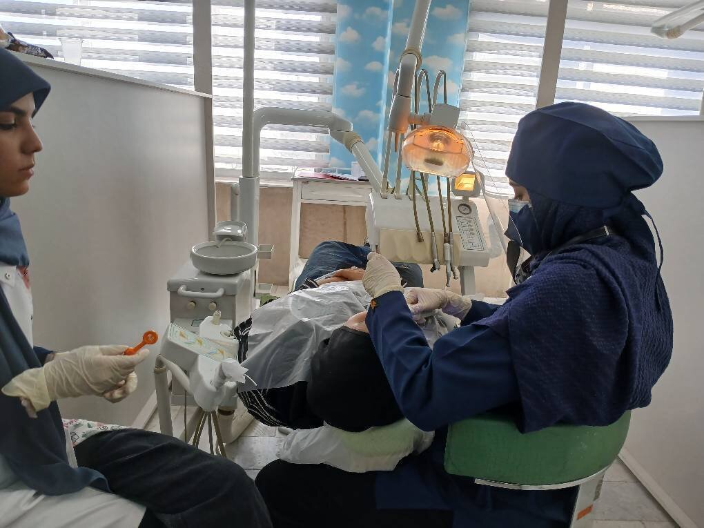 ارتقای سلامت دهان و دندان مددجویان جنوب غرب تهران