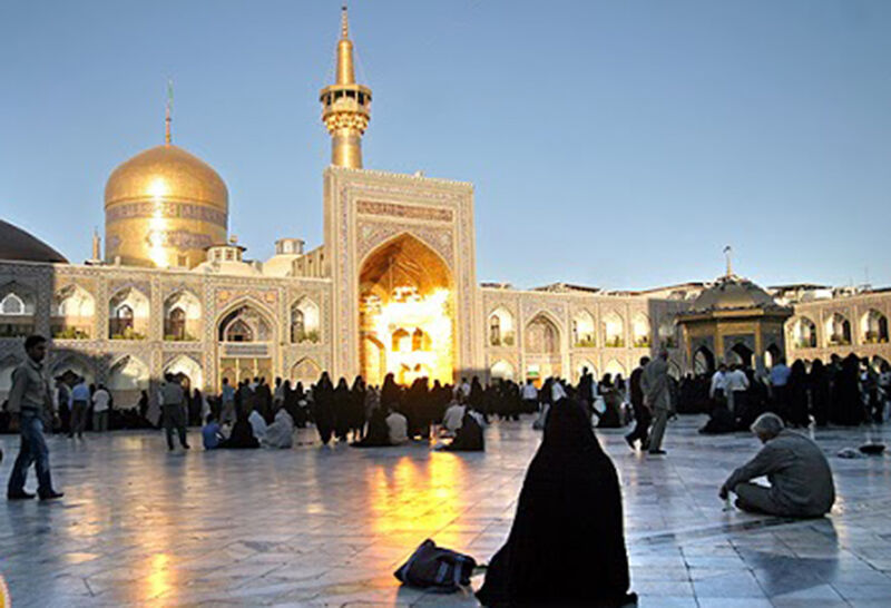 اعزام ۴۵ زائر تحت پوشش کمیته امداد بجستان به مشهد مقدس همزمان با دهه کرامت